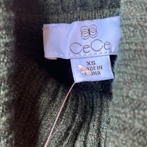 CeCe Green Cowl Neck Sweater with Soft Texture and Relaxed Fit - Picture 2 of 3